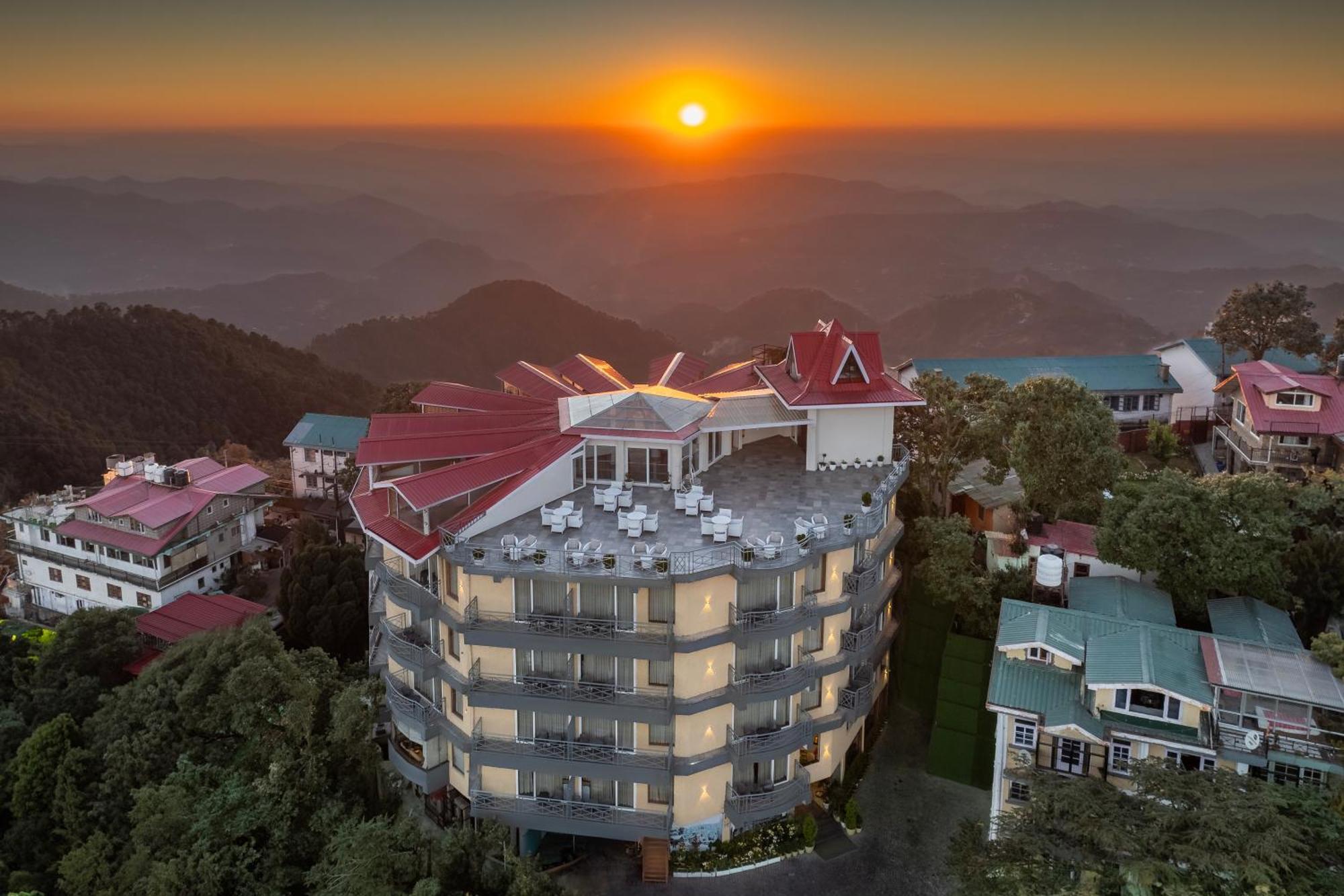Snow Valley Heights Shimla Buitenkant foto